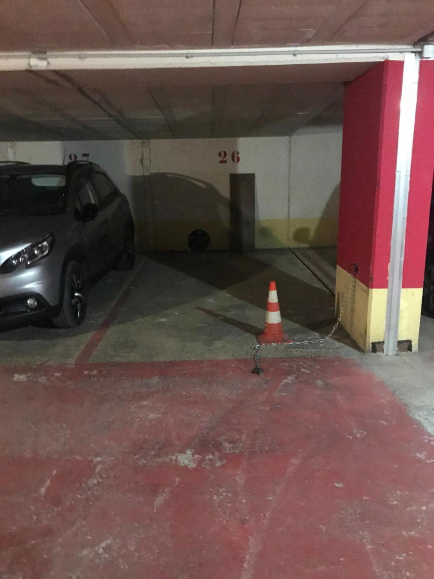 Exceptionnel Proche Avec Piscine, Parking Et Terrasse *