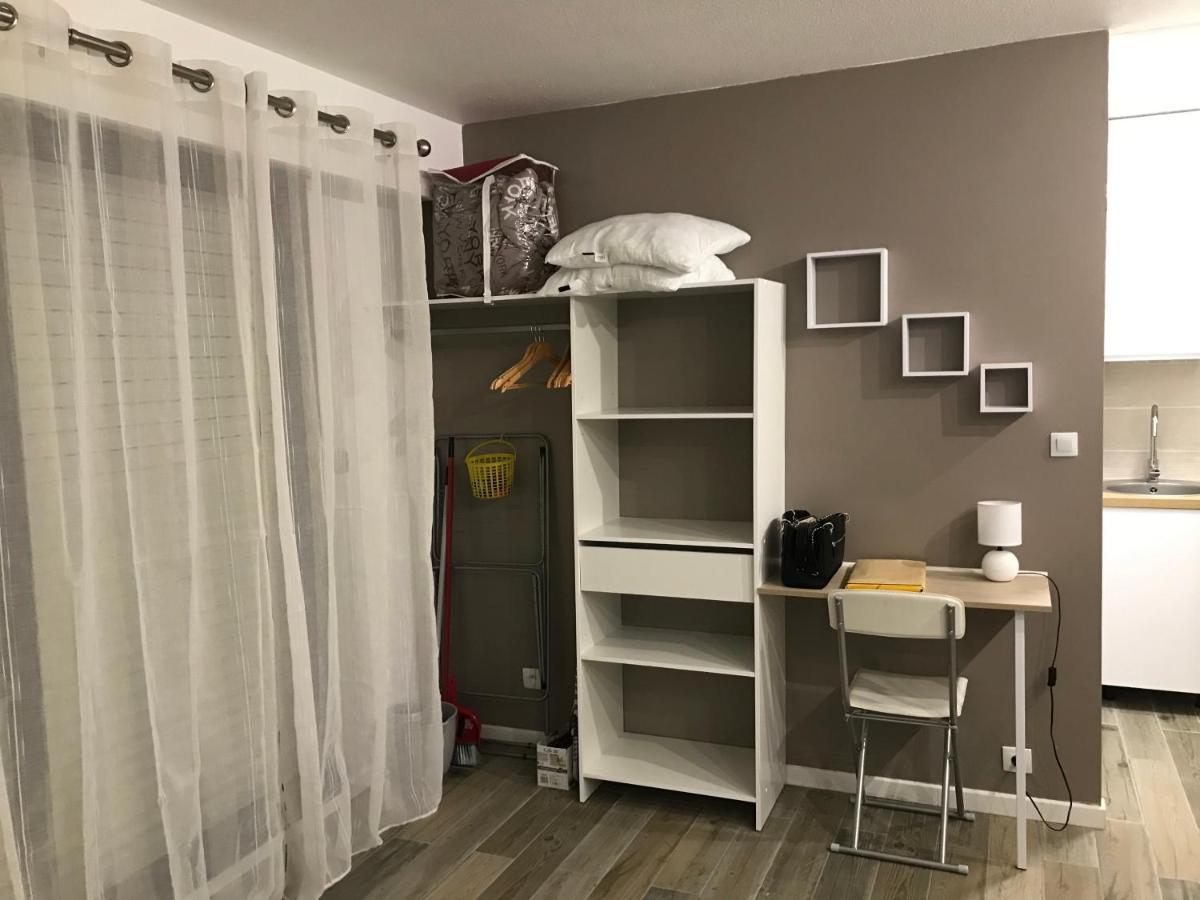 Exceptionnel Proche Avec Piscine, Parking Et Terrasse